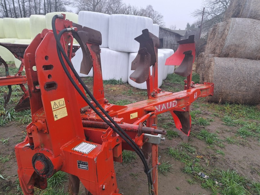 pług 3skib.obrotowy /jak nowy