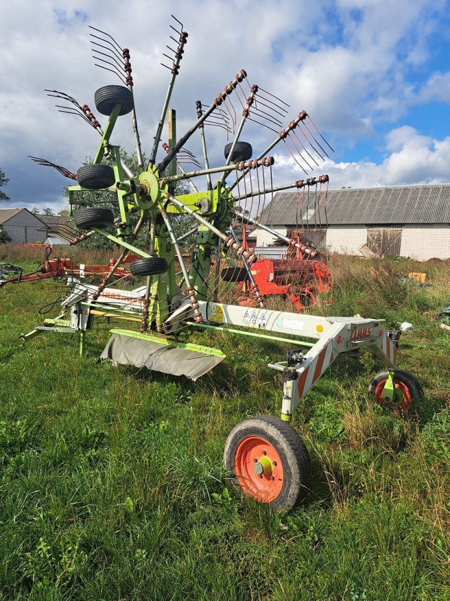 zgrabiarka claas liner