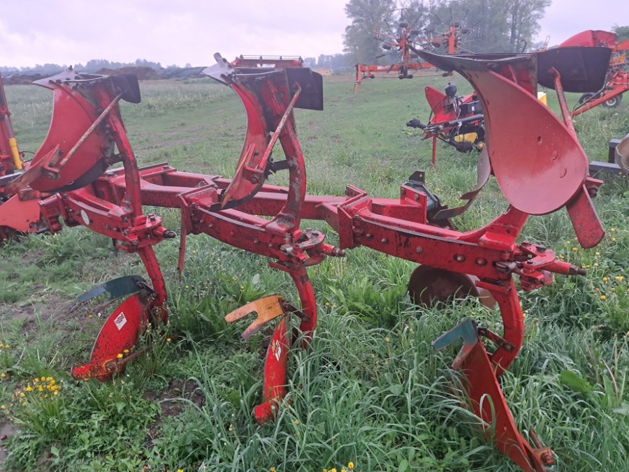 pług 2 i 3 obrotowy