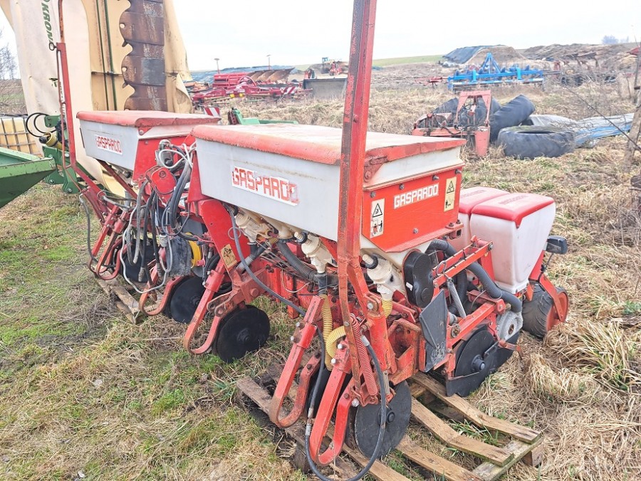 siewnik talerzowy do kukurydzy/ 17tys zł