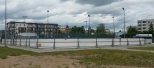 Nie wiadomo, co z dachem nad lodowiskiem. Miasto daje 300, wykonawca chce  800 tys. zł  [zdjęcia]