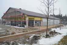 Remont Biedronki przy Wojska Polskiego. Będzie nowy dojazd i więcej miejsca [zdjęcia]