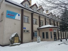 Kliknij raz dziennie i pomóż  „Bajce” wygrać remont stołówki