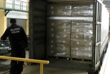Gigantyczny przemyt papierosów koło Budziska [zdjęcia]