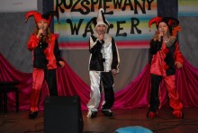 Bal Arlekina Studia Piosenki „Beciaki” z główną nagrodą Przeglądu „Rozśpiewany Wawer”