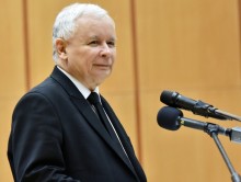Obecni wójtowie i prezydenci mogą kandydować. Jarosław Kaczyński: dwie kadencje jeszcze nie teraz