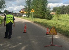 Krupin koło Olecka.  Jechał za szybko i bez kasku. Zginął na miejscu