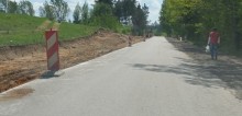 Niewiele się dzieje na drodze do Płociczna. Remont Staniszewskiego skończą na czas? [zdjęcia]