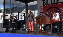 Suwałki żyją bluesem. Happening na Placu Marii Konopnickiej [zdjęcia]