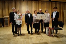 Zaśpiewaj z seniorami na cześć Suwałki Blues Festivalu