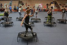 Sportowe zakończenie wakacji. Suwalski ekspres schronił się w hali [zdjęcia]