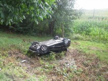 Potrącenie rowerzysty i  niebezpieczne wyprzedzanie. Weekend na drogach powiatu oleckiego