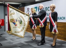 Cech Rzemieślników i Przedsiębiorców w Suwałkach ma 70 lat. Szabla, medale i odznaczenia [zdjęcia]