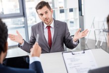 Kiedy rozmowa kwalifikacyjna to znak, że należy wybrać ewakuację