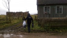 Suwalscy policjanci pomogli pogorzelcom z gminy Bakałarzewo [zdjęcia]