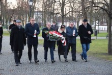 Suwalscy samorządowcy uczcili rocznicę wprowadzenia stanu wojennego [zdjęcia]