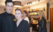 Nowy coctail bar w Domu Nauczyciela. Wino musujące z nalewaka [zdjęcia]