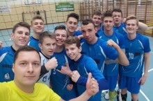 SUKSS Suwałki liderem po pierwszej kolejce. Kadeci nie stracili nawet seta