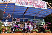 Pokazy, konkursy, zabawa i wiele przysmaków. Festyn Rodzinny w Raczkach