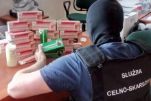 Żółć i tłuszcz niedźwiedzi oraz ekstrakt z pijawek. Nielegalne kosmetyki zatrzymane