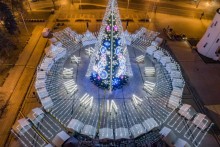 Wileńska choinka jedną z najpiękniejszych na świecie. Łatwo umówić się na randkę