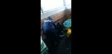 Policjanci kontrolują miejsca, w których przebywają bezdomni. Uratowali 56-latka