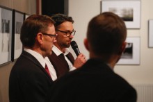 Miasto w obiektywie Marcina Wróbla. Nowa wystawa w Suwalskim Ośrodku Kultury [zdjęcia]