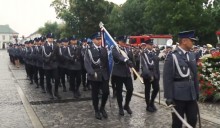 Święto policji. Awanse, odznaki, nowe radiowozy [wideo]