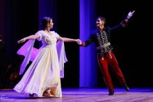 Oberek, kujawiak i romantyczny walc. Suwalszczyzna zatańczyła dla niepodległej [zdjęcia]