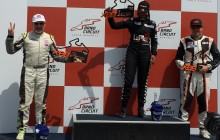 Adam Galas nie tylko lotnikiem, ale i kierowcą wyścigowym. Na podium w Brnie