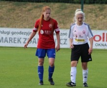 Piłka nożna kobiet. RESO Akademia 2012 Suwałki uległa Pogoni Zduńska Wola