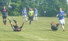 Klasa A. Polonia Raczki – KS Grabówka 3:1 i już tylko jeden lub dwa kroki do okręgówki [zdjęcia]