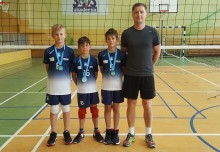 SUKSS Suwałki mistrzem województwa w mini siatkówce chłopców Kinder+Sport dwójek