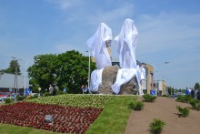 odsloniecie-pomnika-1.jpg