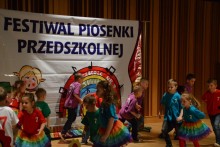 Wracamy na XVII Festiwal Piosenki Przedszkolnej. Popatrzcie i posłuchajcie [wideo]