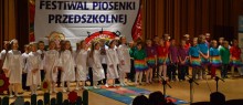 17. Festiwal Piosenki Przedszkolnej. Zakochany Bocian i Marcowe Żaby, czyli Maszeruje Wiosna [foto]