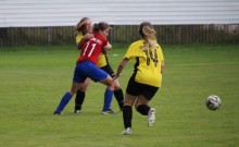 Piłka nożna kobiet. Suwalczanki bez z punktu w Garwolinie, w sobotę podejmą MOSiR Sieradz [zdjęcia]