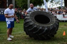 Majster Festiwal Siły – Pojedynek Gigantów. Mariusz Pudzianowski i martwy ciąg  [wideo i zdjęcia]