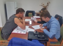 Co czwarty obcokrajowiec pracowal nielegalnie lub był oszukiwany. Grzywny nas ćwierć miliona 