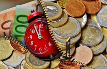 ZUS zapewnia - emerytury i renty dotrą przed świętami