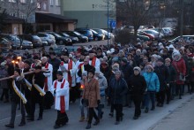 Któryś za nas cierpiał rany… Droga Krzyżowa na ulicach Suwałk [zdjęcia]