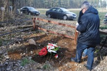 ekshumacja_niemieckiego_zolnierzaabakalarzewo16_iv_2019__104_.jpg