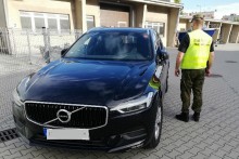 Akcja funkcjonariuszy z Rutki-Tartak i Augustowa. Rosjanin w volvo skradzionym w Niemczech