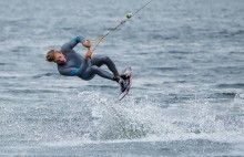 WOSiR Szelment. Wyciąg nart wodnych i coraz modniejszy wakeboarding