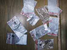 Augustów. Narkotyki wziął ze sobą do szkoły