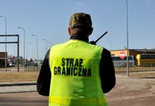 Funkcjonariusze Straży Granicznej jak policjanci. Ukradł osiem piw, zapłacił 500 złotych 