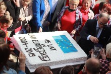 Występy artystyczne, stoiska, urodzinowy tort. Piknik Europejski w Suwałkach [nowe zdjęcia]