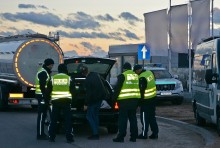 Kontrolowali od popołudnia do północy. Wspólne działania kilku służb [zdjęcia]