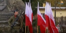 Nabożeństwo, salwa honorowa, przemarsz. Obchody Dnia Pamięci Żołnierzy Wyklętych w Suwałkach [wideo]