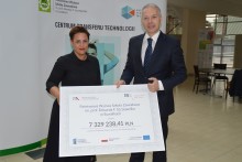 PWSZ w Suwałkach. Interaktywna scena zbrodni, wirtualny gabinet prezesa banku centralnego